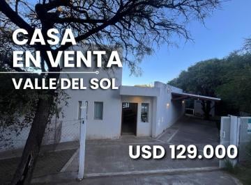 Casa · 180m² · 4 Ambientes · 1 Cochera · Casa en Venta 3 Dorm. Valle del Sol
