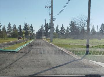 Terreno , Ezeiza · Lomas de Canning - Barrio Semi - Cerrado - Lotes de 600 a 1200 m² -