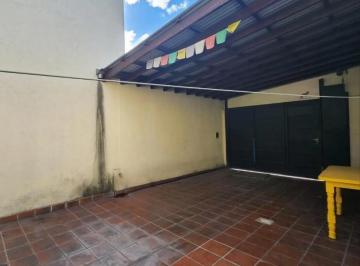 Casa de 3 ambientes, Avellaneda · Casa en Venta en Gerli, de La Serna 2297 Esquina Magan