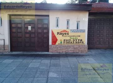 Casa · 305m² · 4 Ambientes · 4 Cocheras · Casa en Lanús Este