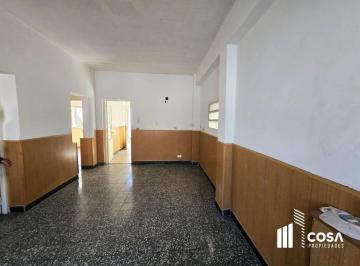 Casa · 171m² · 5 Ambientes · 1 Cochera · Venta Casa 3 Dorm. a Reciclar con Cochera Echesortu Rosario