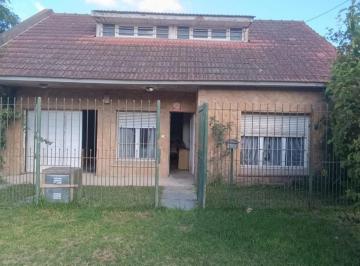 Casa · 80m² · 3 Ambientes · Oportunidad Chalet en Bosque Grande