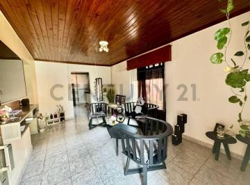 Casa · 63m² · 3 Ambientes · 1 Cochera · Venta Casa 2 Dorm. Escobar