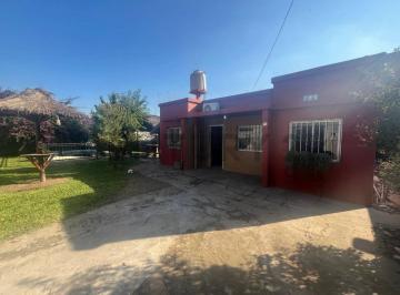 Casa · 80m² · 3 Ambientes · 1 Cochera · Venta Casa 2 Dorm. Merlo