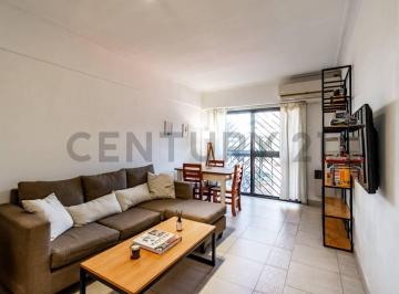 Departamento · 58m² · 3 Ambientes · 1 Cochera · Venta Departamento 3 Ambientes con Gran Patio y Parrilla - Villa del Parque