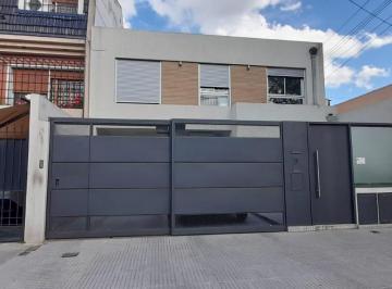 PH · 120m² · 4 Ambientes · 1 Cochera · PH 4 Amb con Dormitorio en Suite, Patio con Parrilla y Cochera
