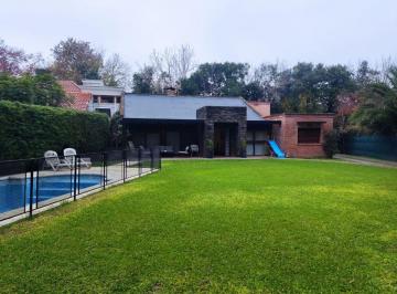 Casa de 4 ambientes, Ituzaingó · Chalet en Venta 4 Ambientes, Parque Leloir