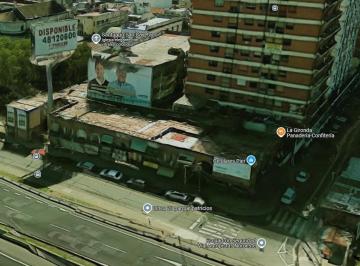 Edificio · 1900m² · Edificio Comercial en Esquina 1900 m² Locales, Deposito y Dptos - en Block - Liniers