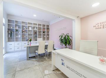 Oficina comercial · 143m² · 5 Ambientes · Venta - Oficina - Moderna