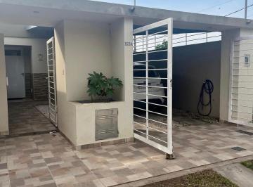 PH · 58m² · 2 Dormitorios · 1 Cochera · PH en Bella Italia