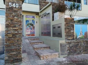 Local comercial · 40m² · 1 Ambiente · 1 Cochera · Local Venta Banfield