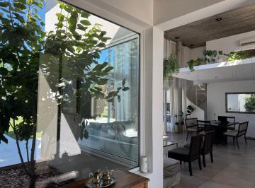 Casa de 3 ambientes, Berazategui · Casa en Alquiler Temporal en Greenville