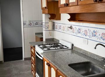 PH de 3 ambientes, Parque Patricios · Espectacular PH 3 Amb con Patio Grande y Cochera