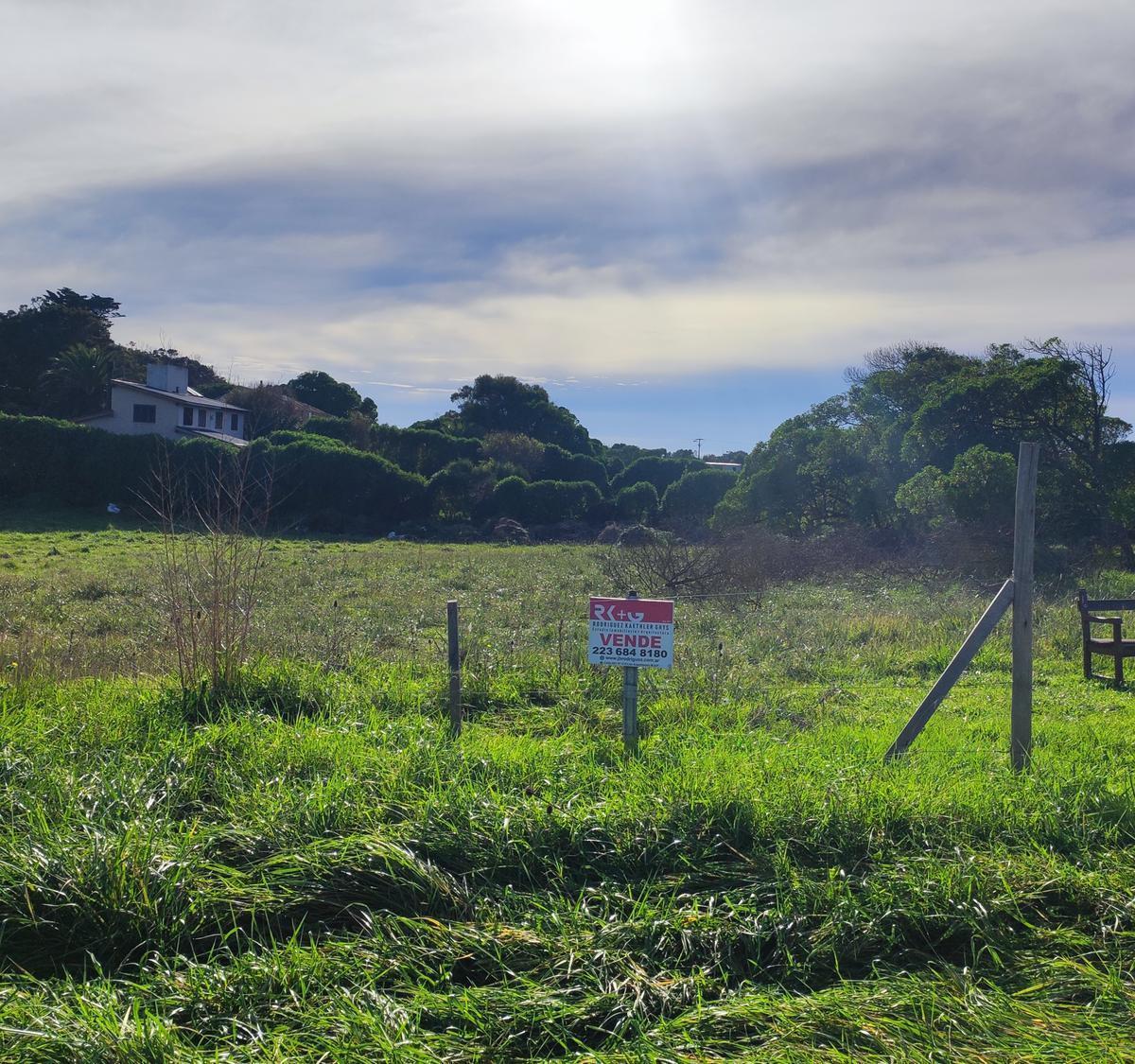 Lote en chapadmalal de 760 M2, A 50 mts. De ruta 11, muy bien ubicado