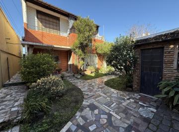 PH · 150m² · 3 Ambientes · Excelente Oportunidad - PH en Venta con Patio