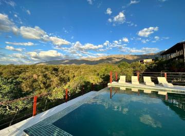 Casa · 270m² · 15 Ambientes · ¡Finca de Lujo Autosustentable en Yacanto de San Javier - Traslasierras! Vistas Únicas