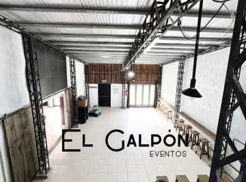 Local comercial · 250m² · 3 Ambientes · 6 Cocheras · Local/ Salón de Eventos en Venta en La Plata.