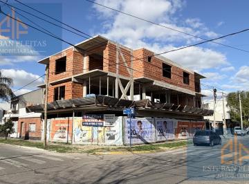 Departamento · 43m² · 2 Ambientes · 4 Cocheras · Venta Departamento 2 Ambientes en Pozo de Categoría - San Justo