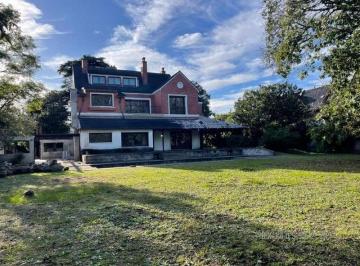 Foto 1 · Martínez - Casa Venta Usd 1.700.000 (Se Aceptan Parmutas)