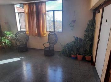 Departamento · 80m² · 5 Ambientes · 1 Cochera · Departamento en Venta