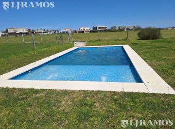 Casa · 133m² · 4 Ambientes · 2 Cocheras · Casa Venta con Renta en San Sebastián A1 Fondo a Pulmon Verde No Crédito Mb