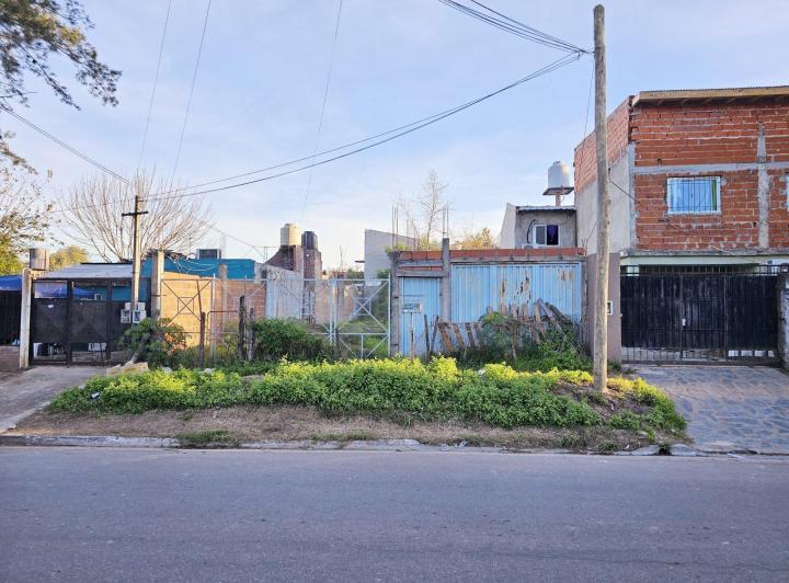 Terreno · 300m²