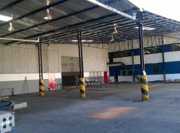 Depósito · 2600m² · 2 Ambientes · 4 Cocheras · Depósito 2.600 m² con Playa y Oficinas, Centro de Distribución