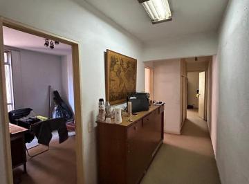Departamento · 54m² · 3 Ambientes · Venta Departamento/oficina de Tres Ambientes Para Refaccionar en San Nicolás - Tribunales