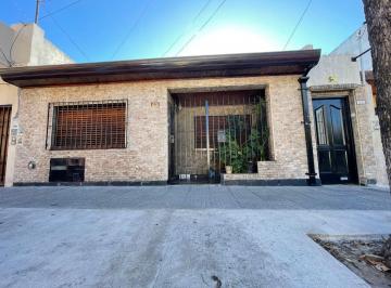 Casa · 187m² · 7 Ambientes · Venta Casa en Villa Celina Ideal Para Dos Familias