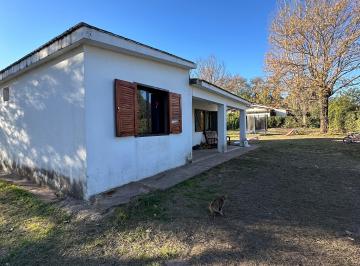 Casa de 5 ambientes, Villa Rumipal · Casa con Terreno de 4000 M²! Gas Natural y Escritura!