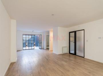PH · 174m² · 6 Ambientes · 1 Cochera · Venta PH Haedo Chico 6 Ambientes 3 Baños Cochera
