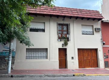 Casa · 159m² · 5 Ambientes · 1 Cochera · Venta Casa Nueva Cordoba 3 Dorm Cochera Patio