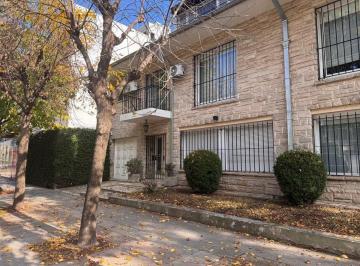 Casa · 180m² · 5 Ambientes · 1 Cochera · Alquiler Casa 5 Amb Villa Devoto Cochera
