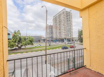 Casa · 130m² · 7 Ambientes · Venta Casa 3 Dorm Cochera + Apto 2 Dorm en Malvin