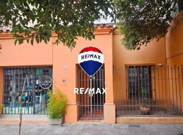 Casa · 259m² · 4 Ambientes · Casa 3 Dorm. Alquiler Zona Macrocentro