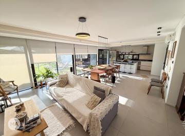 Casa · 182m² · 4 Ambientes · 1 Cochera · Casa 3 Dorm. con Jardín - San Sebastián - Funes | Venta