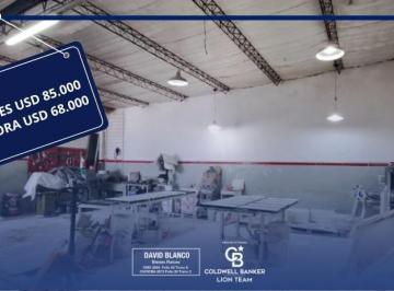Bodega-Galpón · 113m² · Deposito Tablada Cocina Baño Cocheras Permuta Dptos en Mataderos
