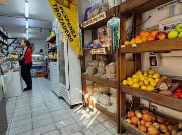 Fondo de comercio · 80m² · Alquiler Minimarket - Calle San Martin Alameda