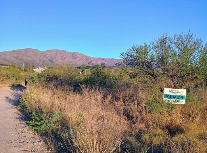 Terreno · 872m²