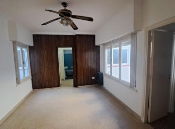 PH · 65m² · 3 Ambientes · PH 3 Ambientes en España y Garay