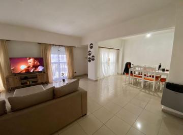 Departamento · 176m² · 4 Ambientes · Vende Departamento en El Centro de Neuquén