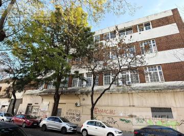 Depósito · 3586m² · Excelente Deposito con Oficinas - Entrada Camiones - Montacarga - 3 Plantas
