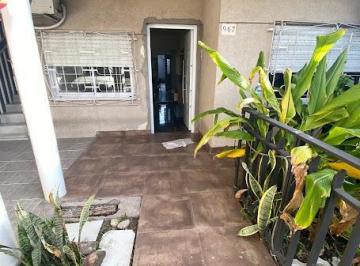 Casa de 3 ambientes, Almirante Brown · Alquiler Casa 3 Ambientes Amoblada con Cochera Calzada