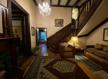 Casa · 263m² · 9 Ambientes · Casa en Pleno Casco Historico de San Isidro
