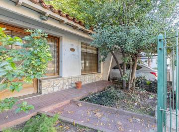 Casa · 90m² · 3 Ambientes · 1 Cochera · Casa en Venta