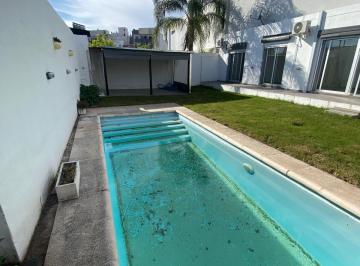 Departamento de 4 ambientes, Córdoba · Alquiler 2 Dorm. - Patio - Pileta - Quincho Privados - Cochera - Zona Nvo Centro S.
