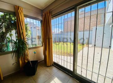 Casa · 200m² · 6 Ambientes · 2 Cocheras · Casa en Venta 6ta Seccion Apta Credito