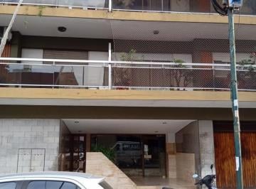 Departamento · 110m² · 4 Ambientes · 1 Cochera · 4 Ambientes con Dependecia Cochera y Patio, Para Refaccionar, Venta Villa Devoto