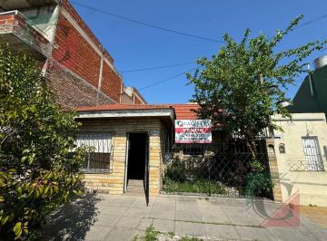 Casa · 115m² · 5 Ambientes · 1 Cochera · Casa 5 Ambientes Apto Credito
