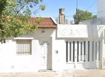 Casa de 8 ambientes, Rosario · Casa 3dorm. Camilo Aldao Nº 1858